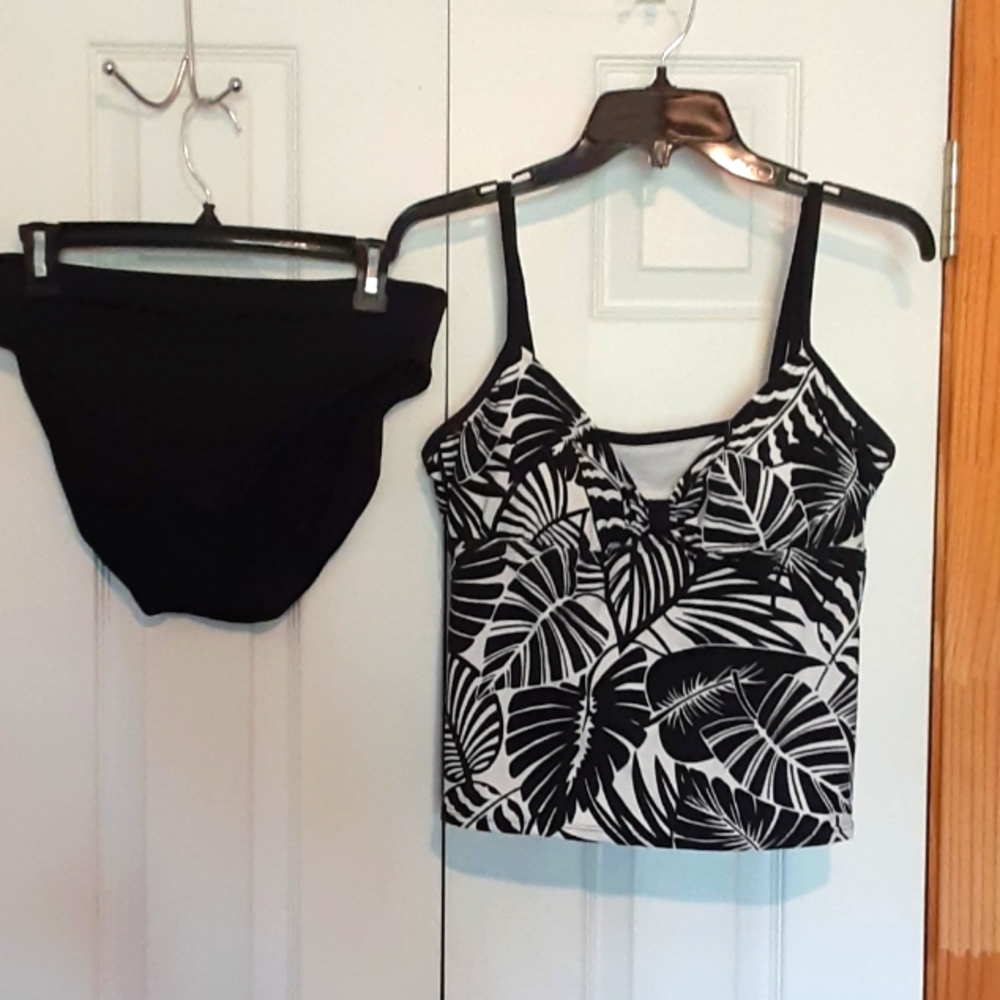 Speedo Black & White Tankini